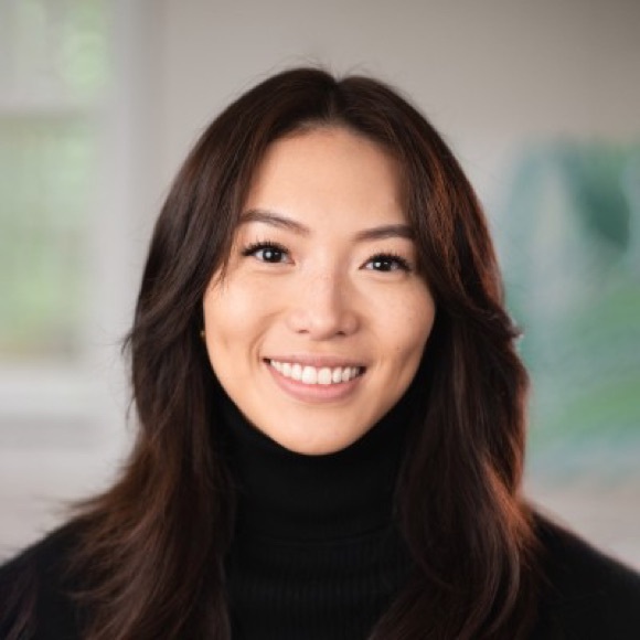 Meet your Posher, Sarah - Picture 1 of 1